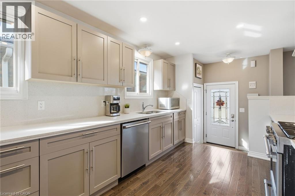 146 Lavina Crescent, Hamilton, Ontario L9C 6R8 - Photo 7 - 40785403