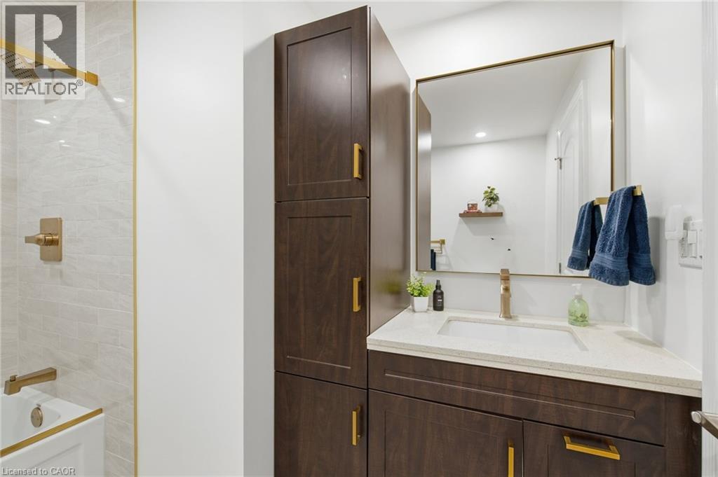 146 Lavina Crescent, Hamilton, Ontario L9C 6R8 - Photo 11 - 40785403