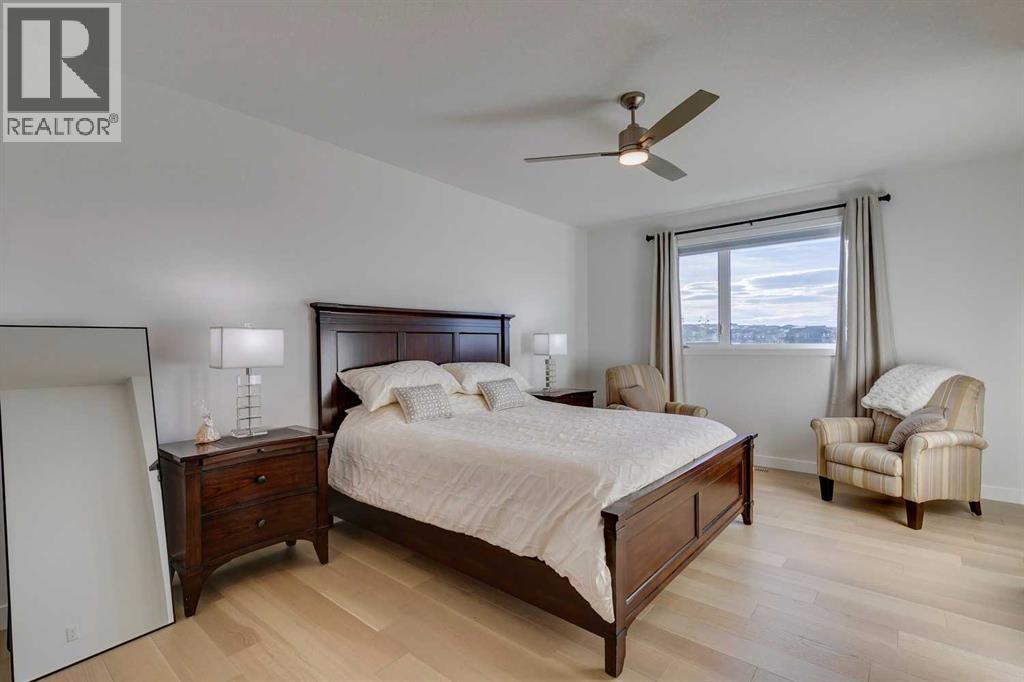 794 Bluerock Way Sw, Calgary, Alberta  T2Y 0S4 - Photo 25 - A2266458