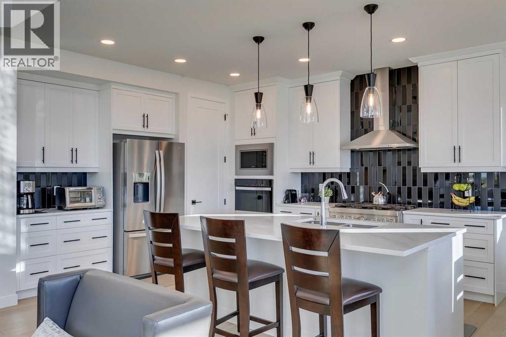 794 Bluerock Way Sw, Calgary, Alberta  T2Y 0S4 - Photo 10 - A2266458