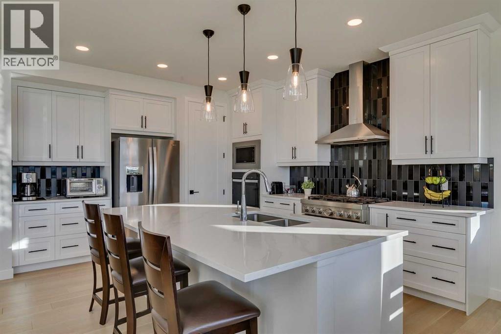 794 Bluerock Way Sw, Calgary, Alberta  T2Y 0S4 - Photo 14 - A2266458