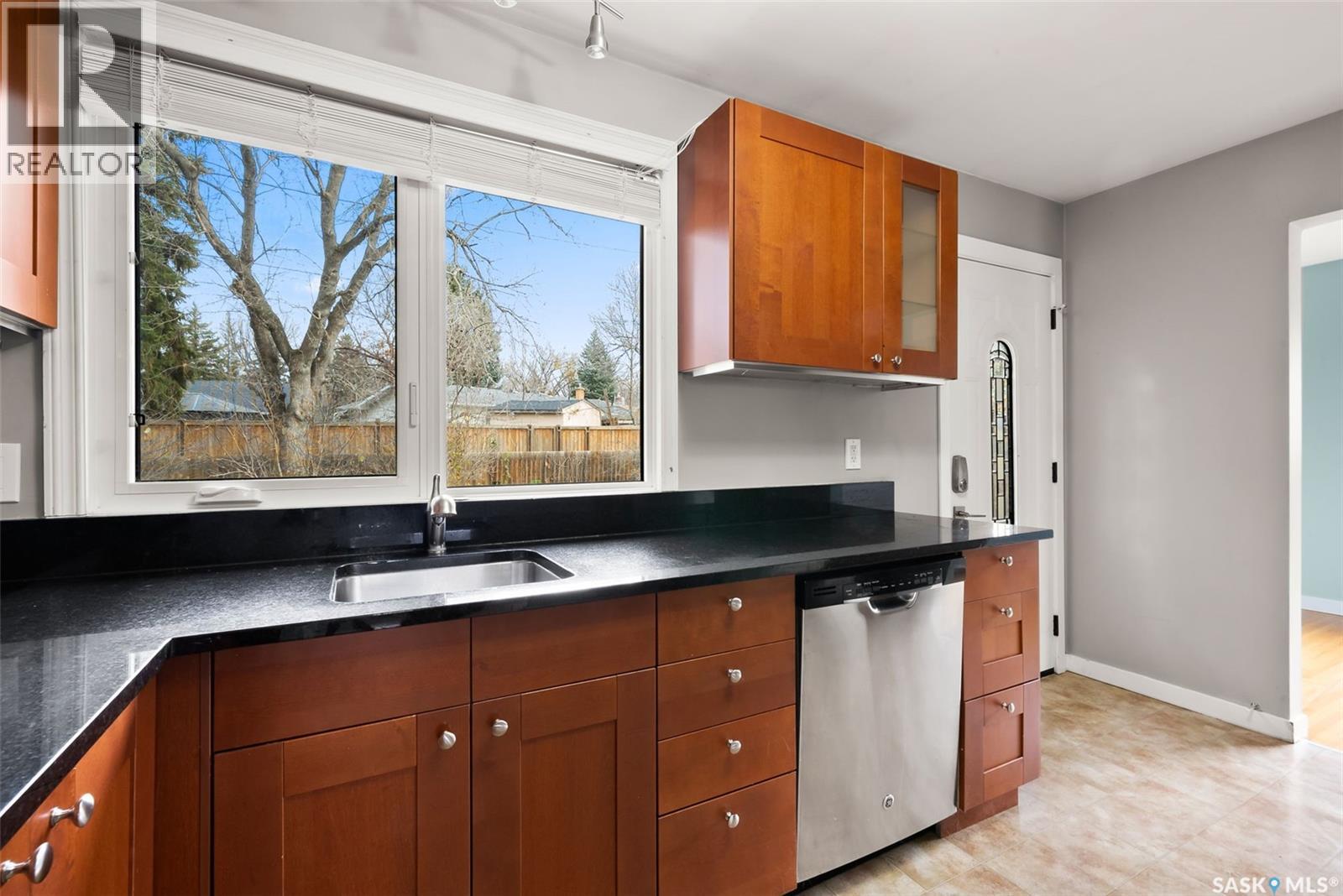 131 Daffodil Crescent, Regina, Saskatchewan  S4S 5A5 - Photo 9 - SK023651