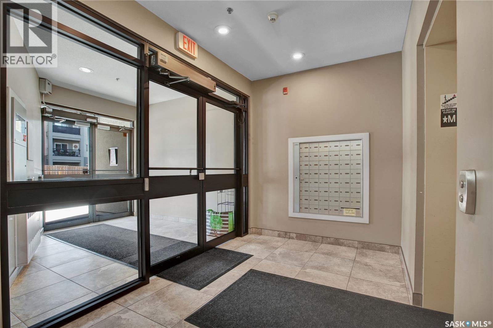 119 110 Hampton Circle, Saskatoon, Saskatchewan  S7R 0C5 - Photo 3 - SK023646