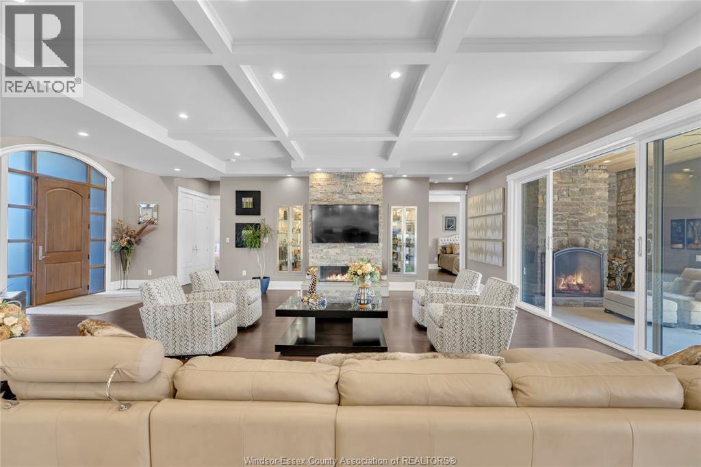 11245 Riverside Drive, Windsor, Ontario  N8P 1A5 - Photo 10 - 25028352