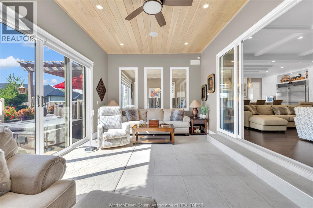 11245 Riverside Drive, Windsor, Ontario  N8P 1A5 - Photo 18 - 25028352