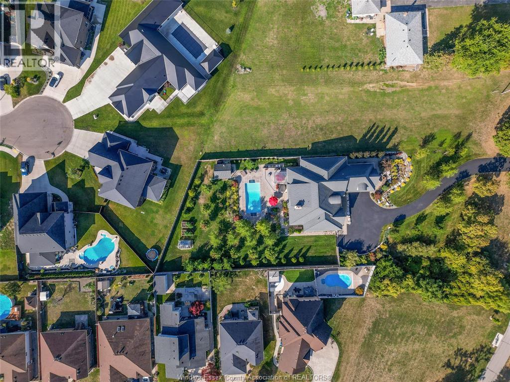 11245 Riverside Drive, Windsor, Ontario  N8P 1A5 - Photo 39 - 25028352