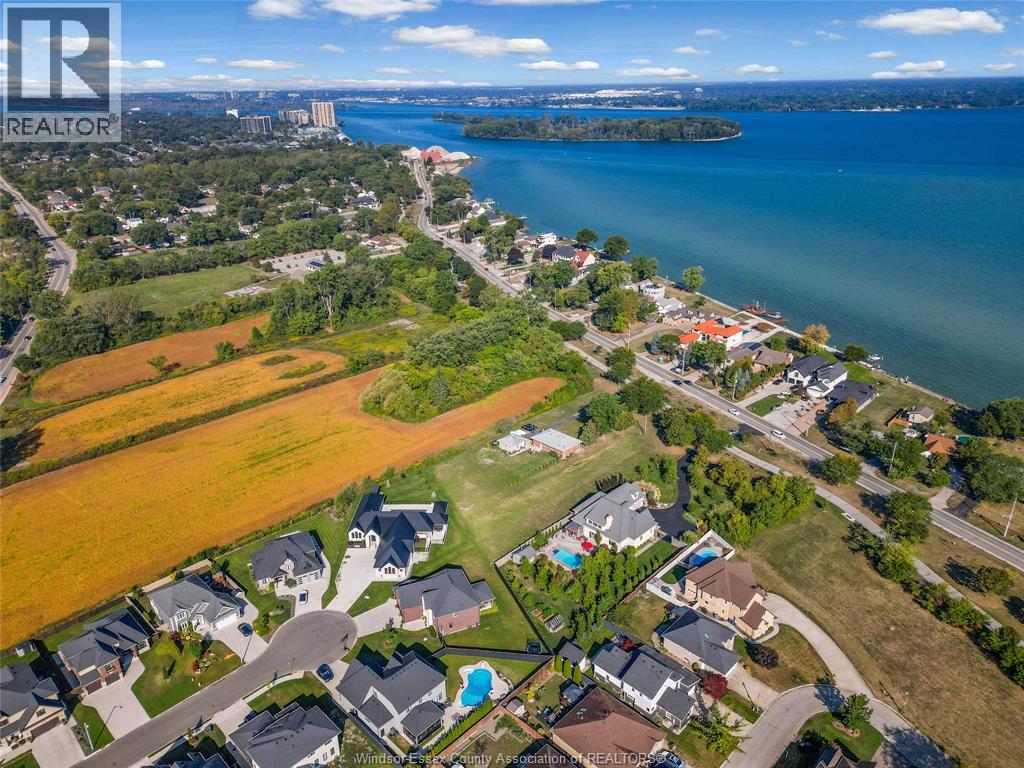 11245 Riverside Drive, Windsor, Ontario  N8P 1A5 - Photo 41 - 25028352