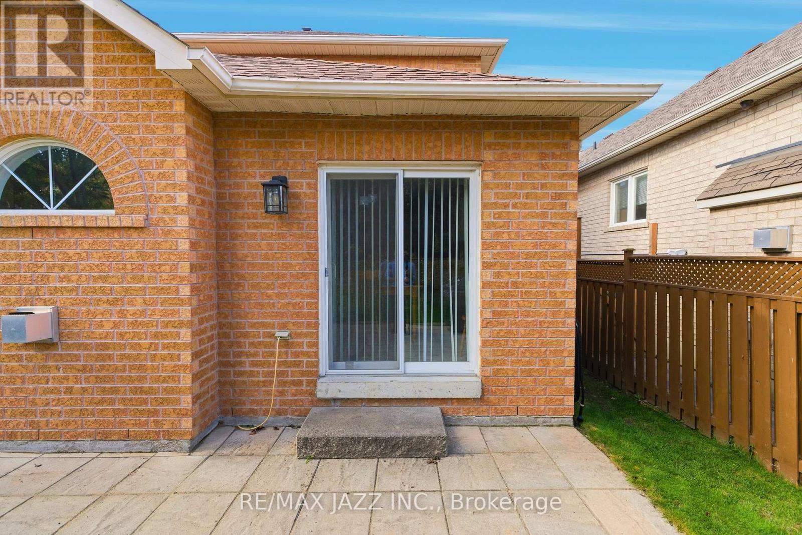 37 Woodcock Avenue, Ajax, Ontario L1T 4J5 - Photo 44 - E12522650