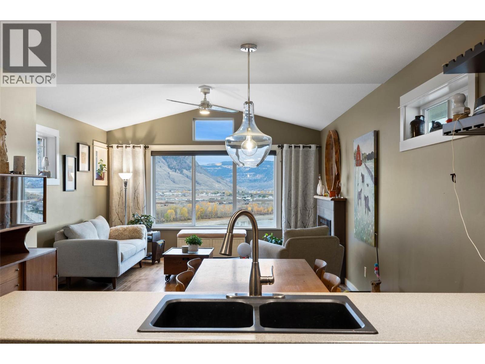 900 Stagecoach Drive Unit# 13, Kamloops, British Columbia  V2B 0B7 - Photo 7 - 10368733