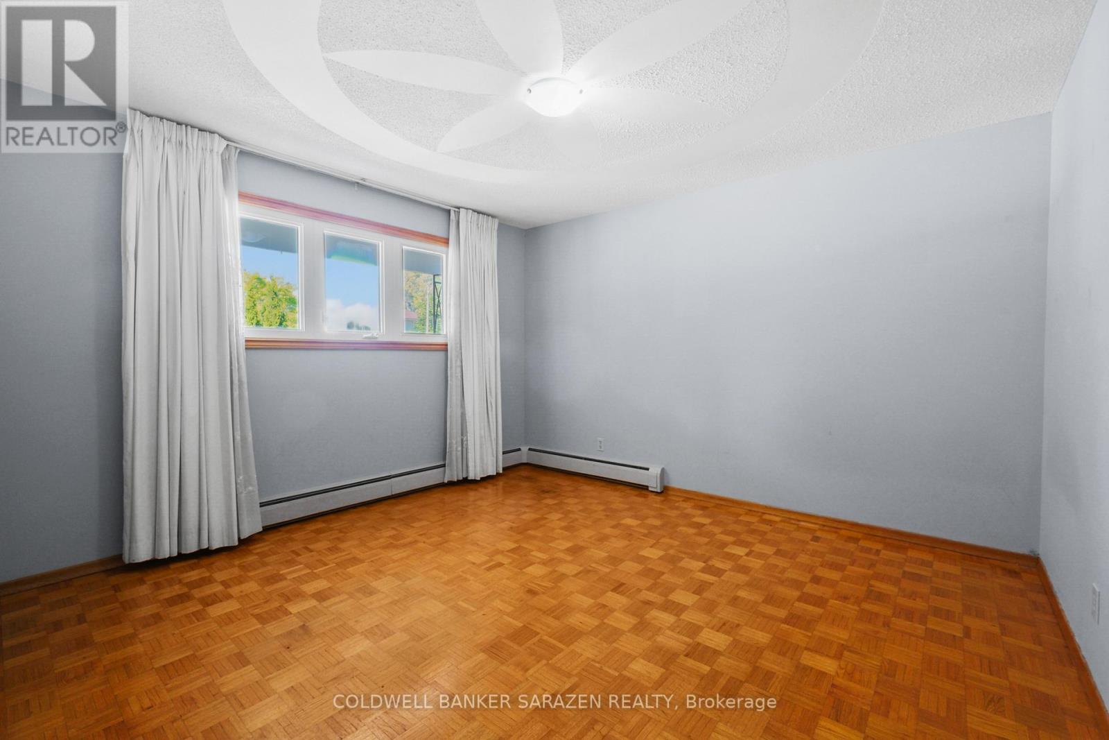 974 Greenbriar Avenue, Ottawa, Ontario  K2C 0J7 - Photo 18 - X12482125