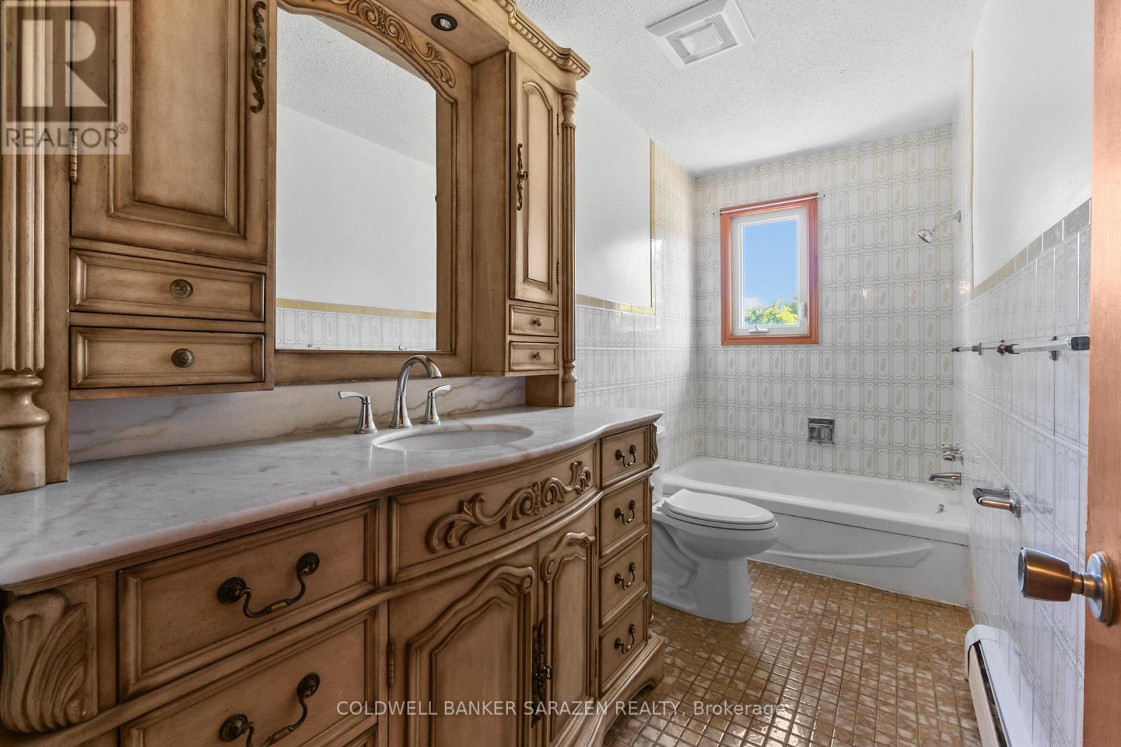 974 Greenbriar Avenue, Ottawa, Ontario  K2C 0J7 - Photo 27 - X12482125