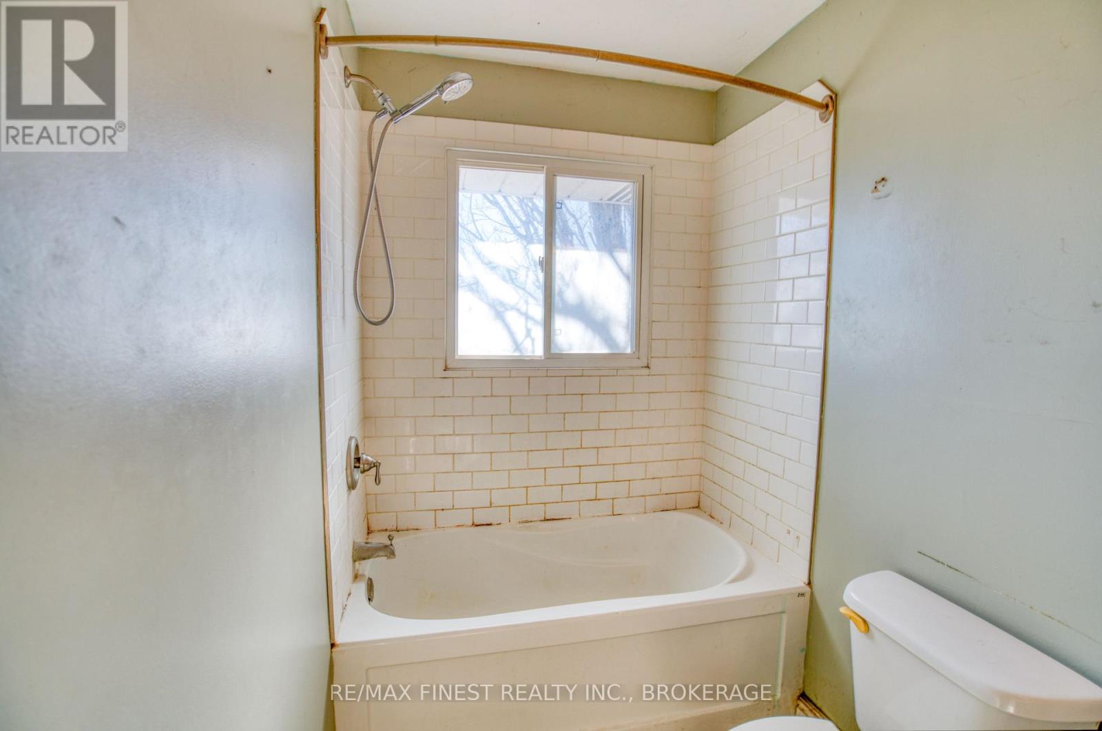 1725 Wagarville Road, Frontenac, Ontario K0H 2K0 - Photo 27 - X12522696