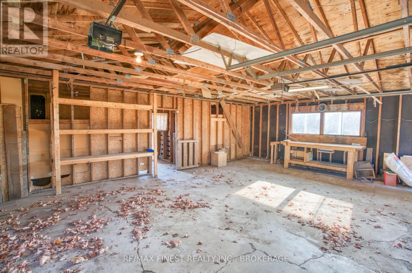 1725 Wagarville Road, Frontenac, Ontario K0H 2K0 - Photo 35 - X12522696