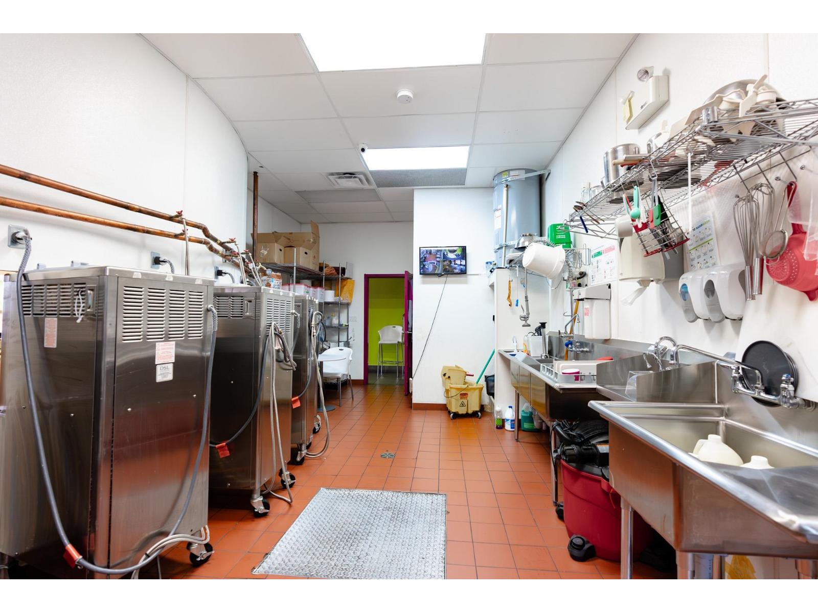 103 15146 100 Avenue, Surrey, British Columbia  V3R 4G6 - Photo 13 - C8073686