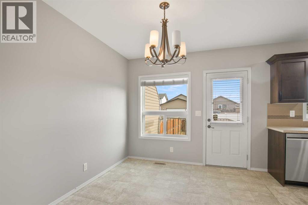1 Crimson Court, Blackfalds, Alberta  T4M 0A6 - Photo 7 - A2269559