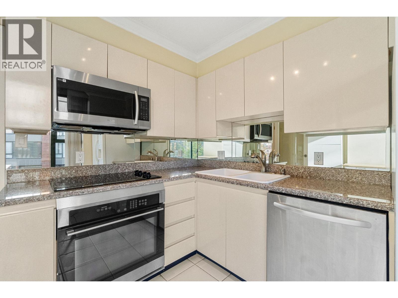 402 1818 Robson Street, Vancouver, British Columbia V6G 1E3 - Photo 13 - R3064809