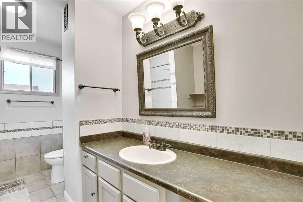 63 Knight Place, Crossfield, Alberta  t0m 0s0 - Photo 32 - A2257238