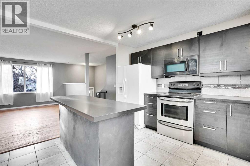 63 Knight Place, Crossfield, Alberta  t0m 0s0 - Photo 11 - A2257238