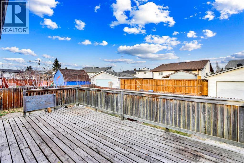 63 Knight Place, Crossfield, Alberta  t0m 0s0 - Photo 8 - A2257238