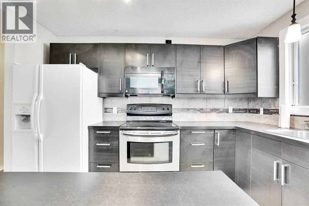 63 Knight Place, Crossfield, Alberta  t0m 0s0 - Photo 12 - A2257238