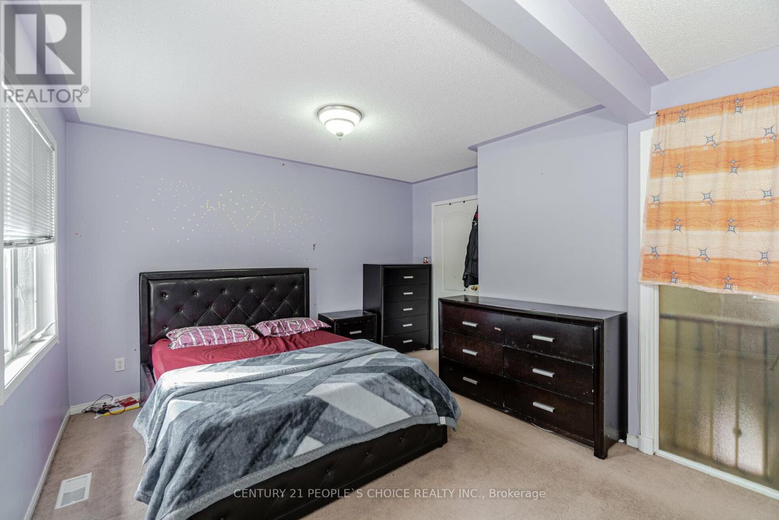 70 Buick Boulevard, Brampton, Ontario L7A 3X7 - Photo 28 - W12518428