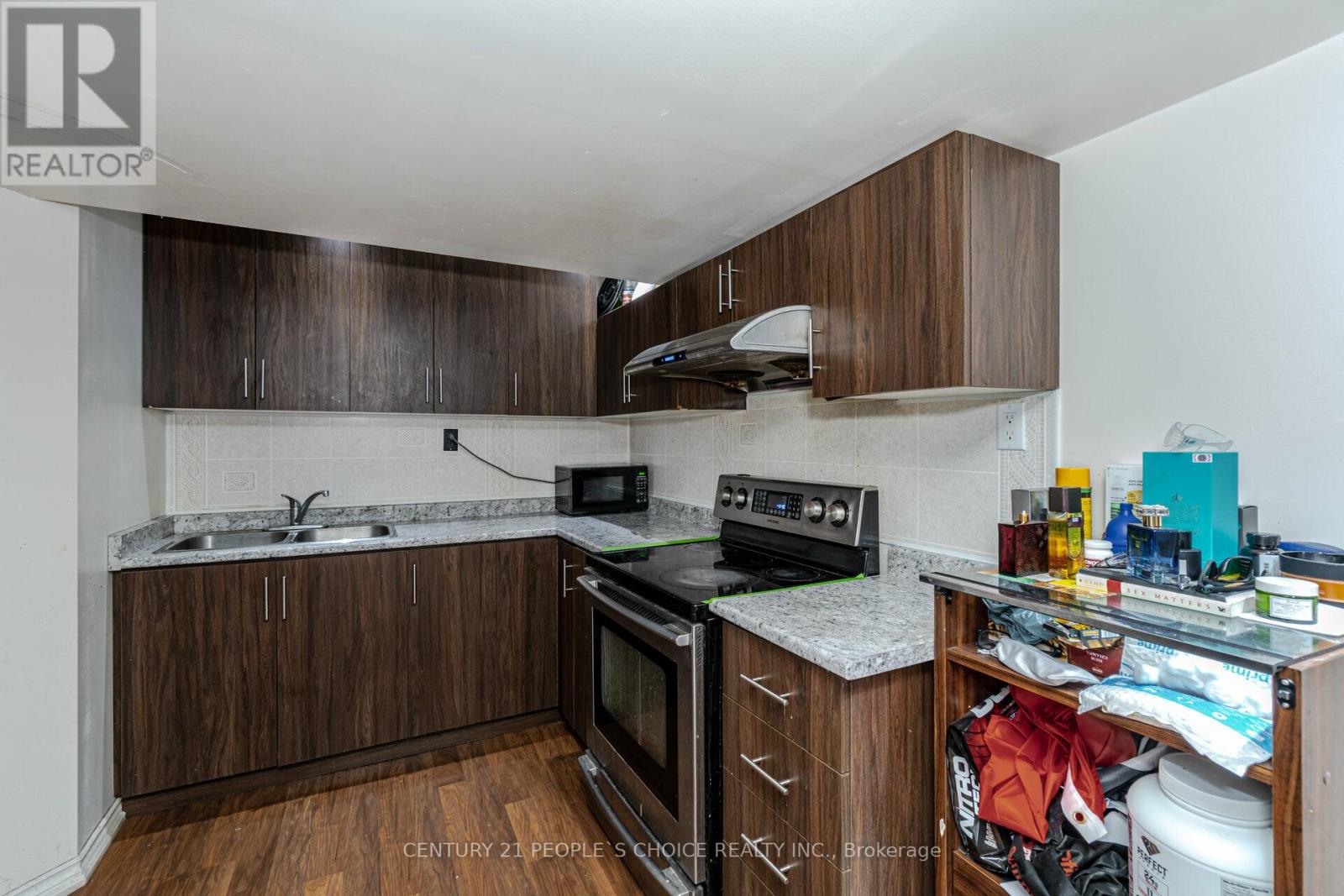 70 Buick Boulevard, Brampton, Ontario L7A 3X7 - Photo 37 - W12518428