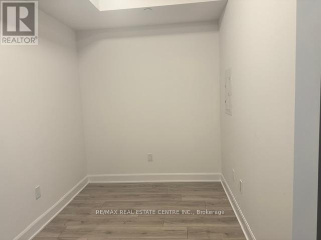 619 - 3240 William Coltson Avenue, Oakville, Ontario  L6H 8C8 - Photo 13 - W12522240