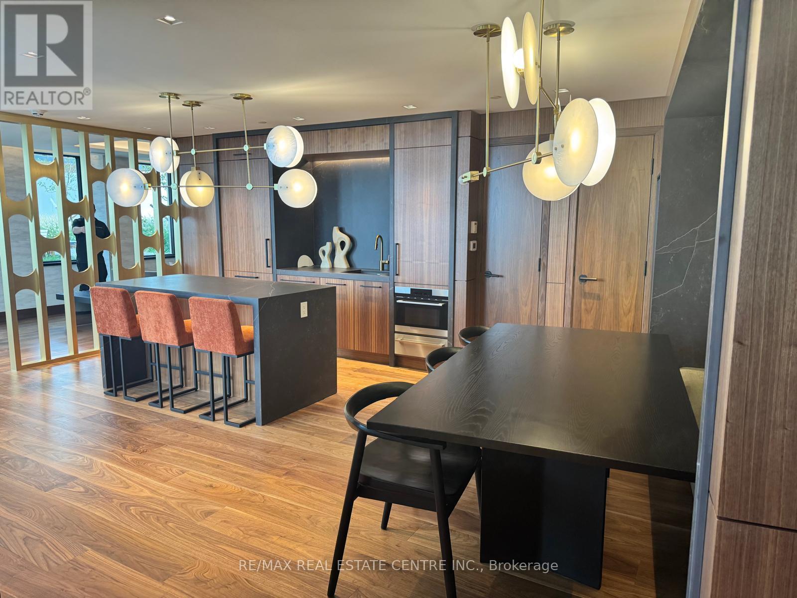 619 - 3240 William Coltson Avenue, Oakville, Ontario  L6H 8C8 - Photo 35 - W12522240