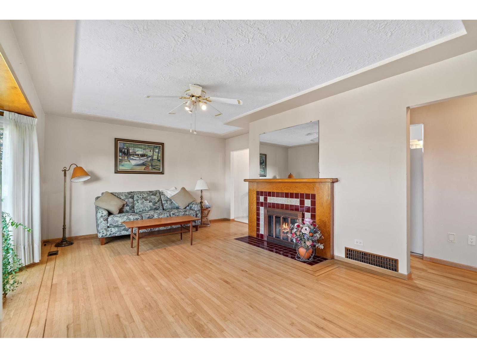 11660 98a Avenue, Surrey, British Columbia  V3V 2K9 - Photo 9 - R3065644