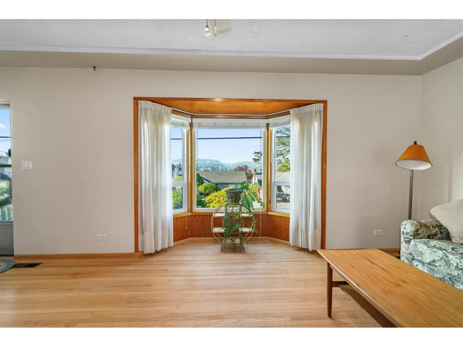 11660 98a Avenue, Surrey, British Columbia  V3V 2K9 - Photo 11 - R3065644