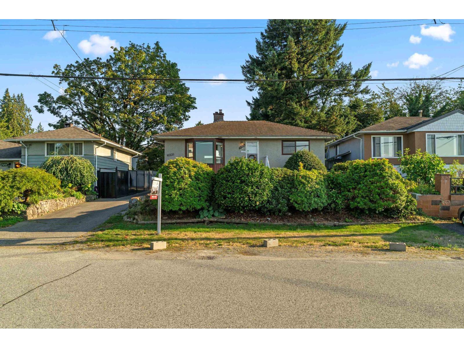 11660 98a Avenue, Surrey, British Columbia  V3V 2K9 - Photo 6 - R3065644