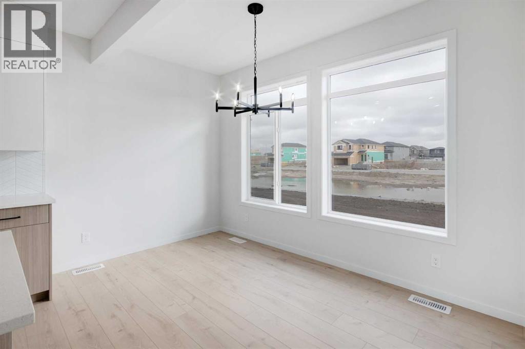 370 Corner Glen Way Ne, Calgary, Alberta  T3N 2P1 - Photo 12 - A2268970