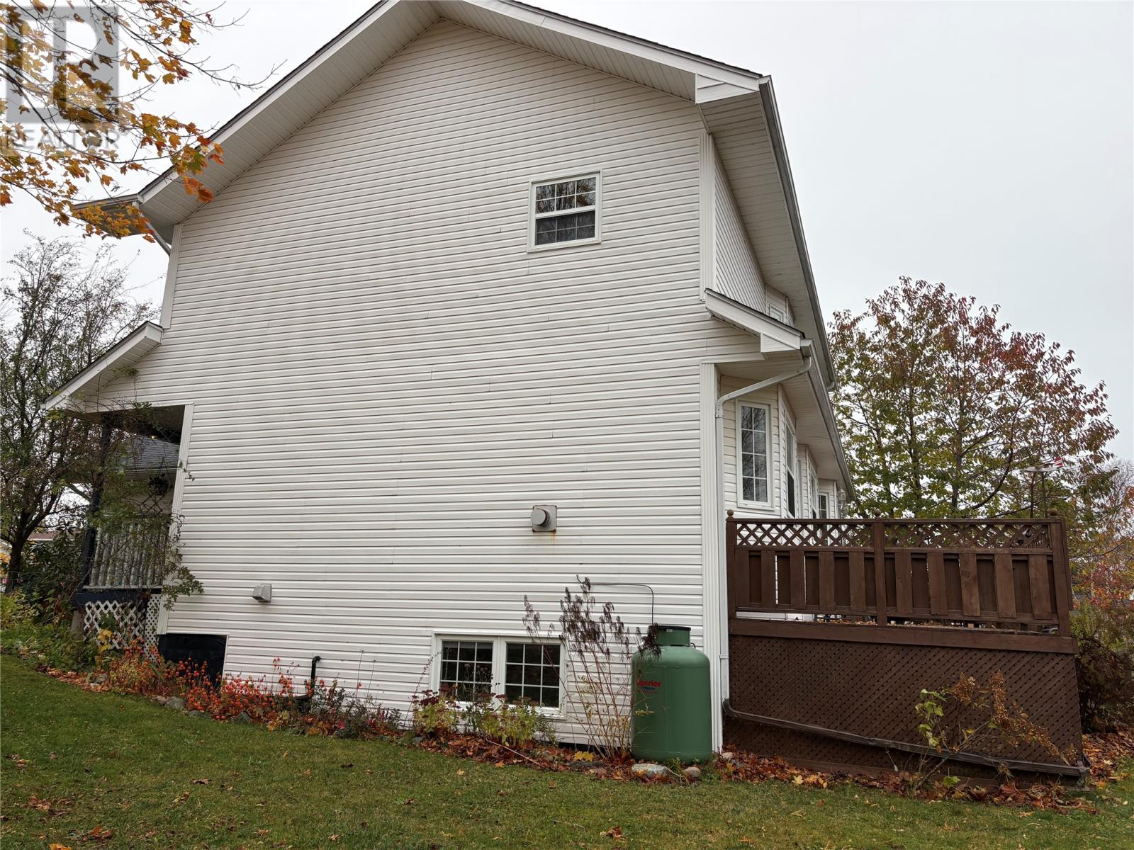 5 Stacey Crescent, Stephenville, Newfoundland & Labrador  A2N 3R6 - Photo 3 - 1292412