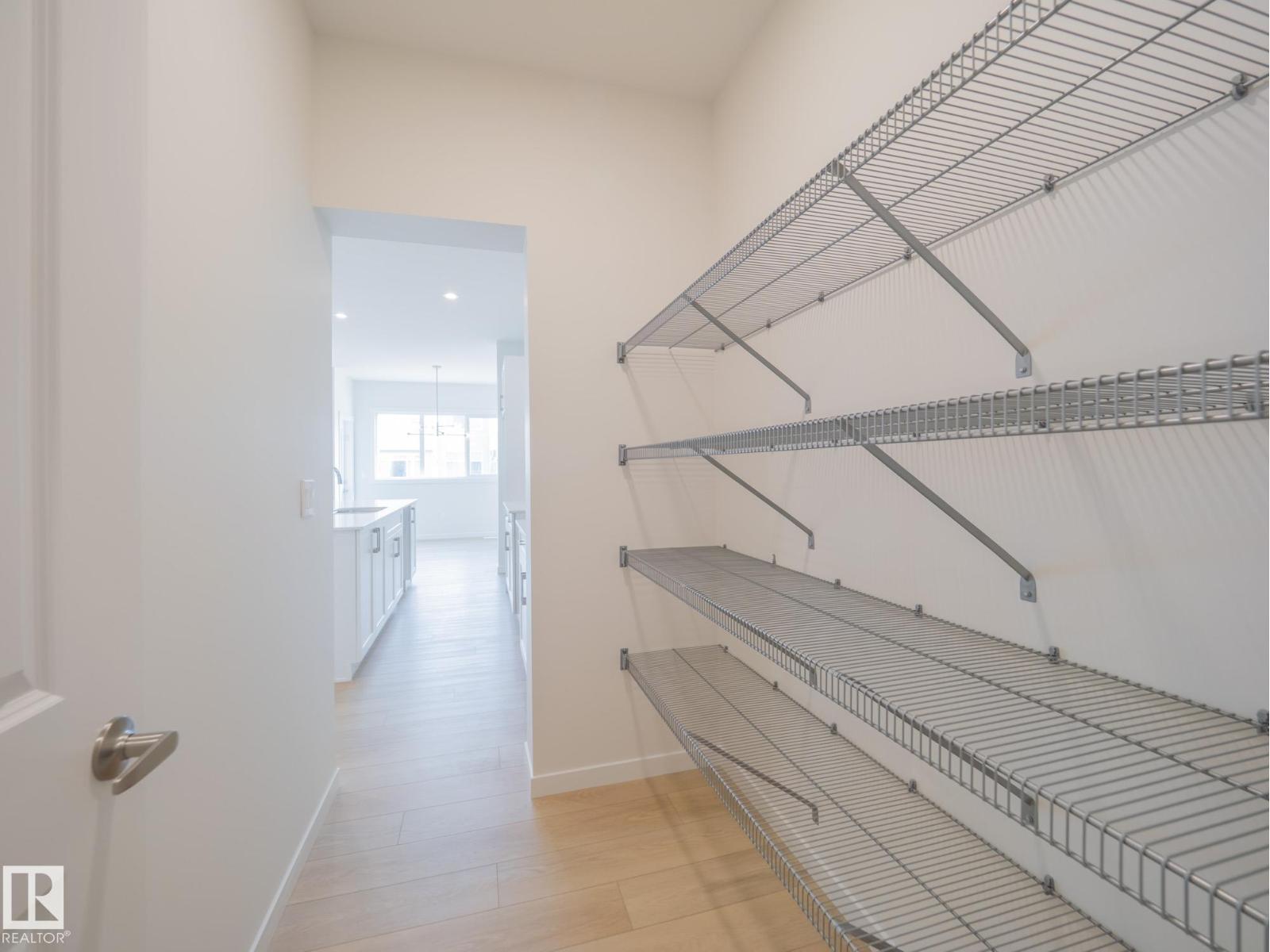 8716 224 St Nw, Edmonton, Alberta  T5T 7Y5 - Photo 10 - E4465100