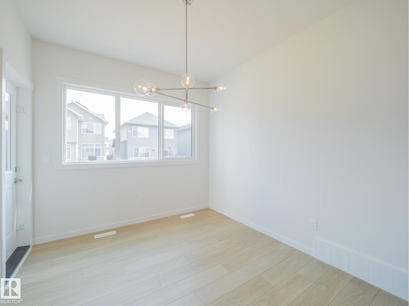 8716 224 St Nw, Edmonton, Alberta  T5T 7Y5 - Photo 16 - E4465100