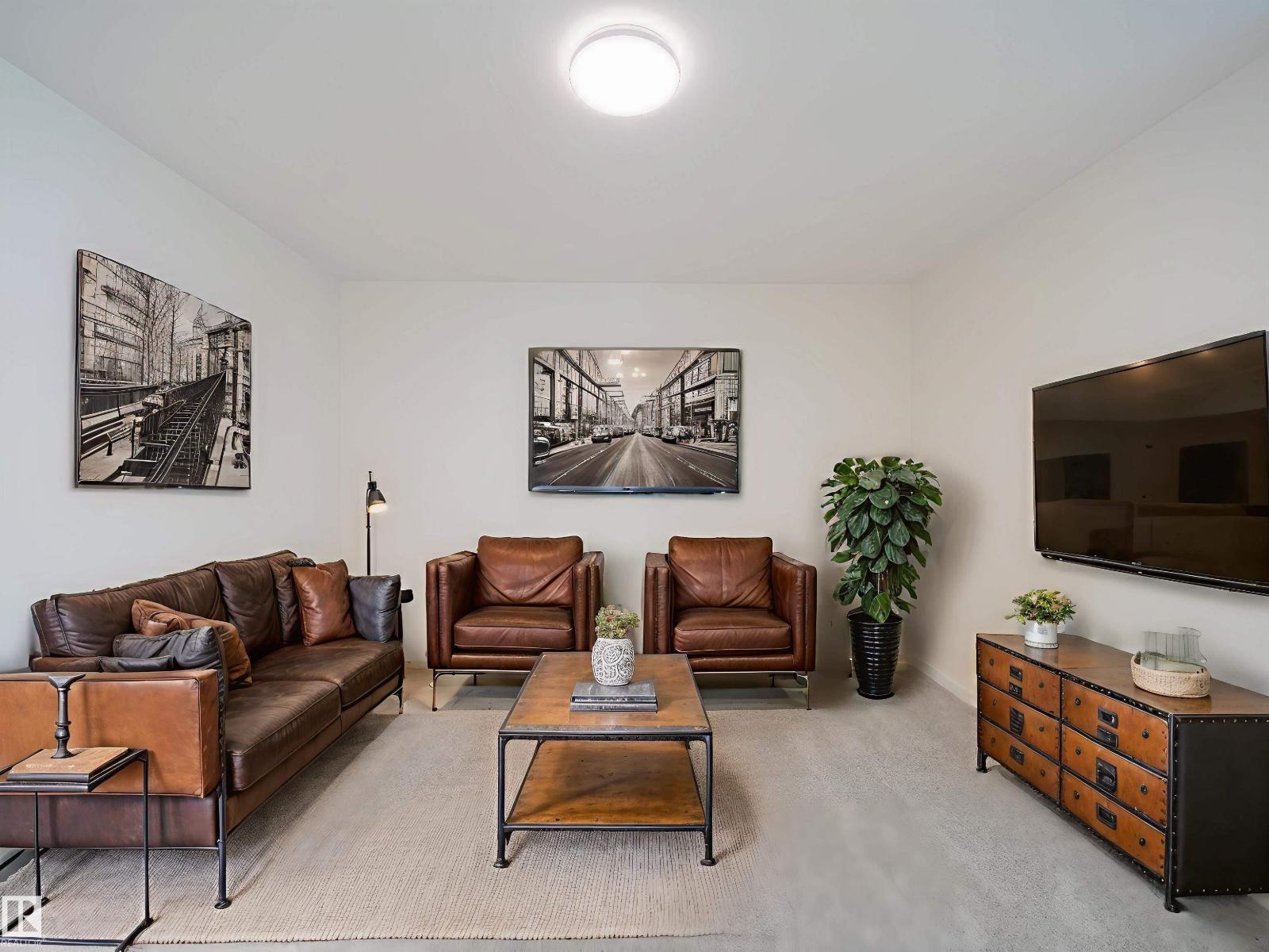 8716 224 St Nw, Edmonton, Alberta  T5T 7Y5 - Photo 3 - E4465100