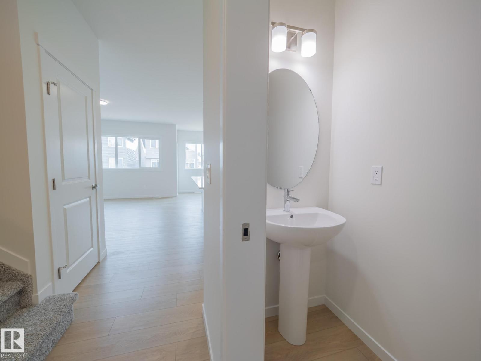 8716 224 St Nw, Edmonton, Alberta  T5T 7Y5 - Photo 8 - E4465100