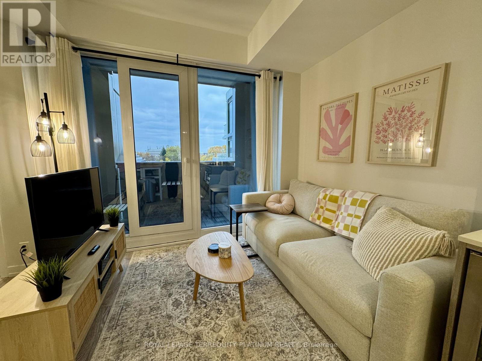 605 - 2020 BATHURST STREET, Toronto, Ontario