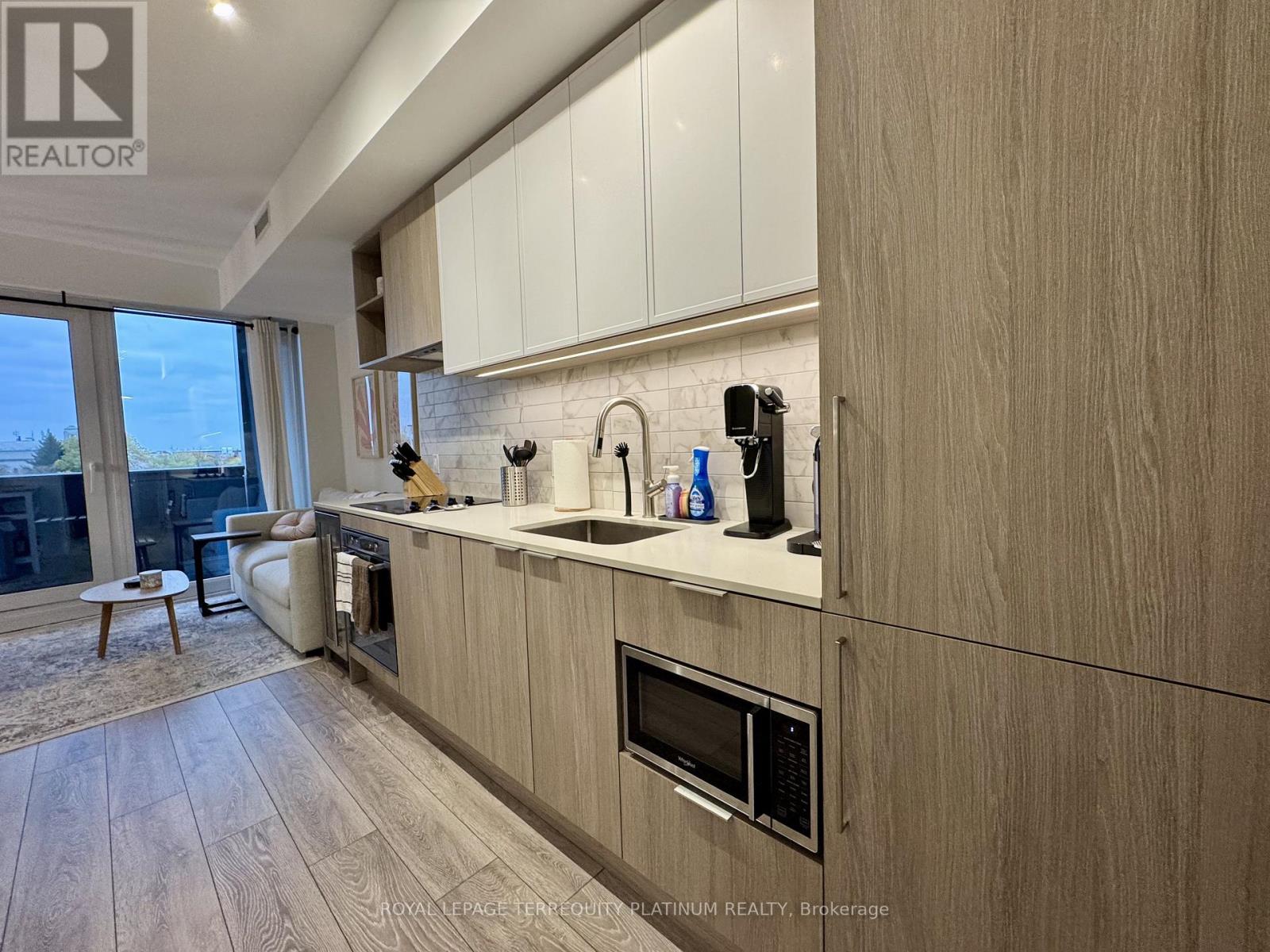 605 - 2020 Bathurst Street, Toronto, Ontario  M5P 0A6 - Photo 4 - C12522418