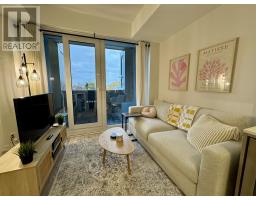 605 - 2020 BATHURST STREET, Toronto, Ontario