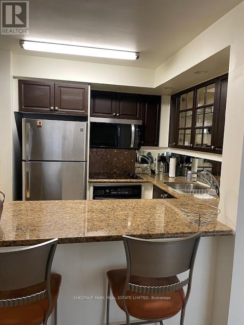 705 - 140 Simcoe Street, Toronto, Ontario  M5H 4E9 - Photo 12 - C12522456