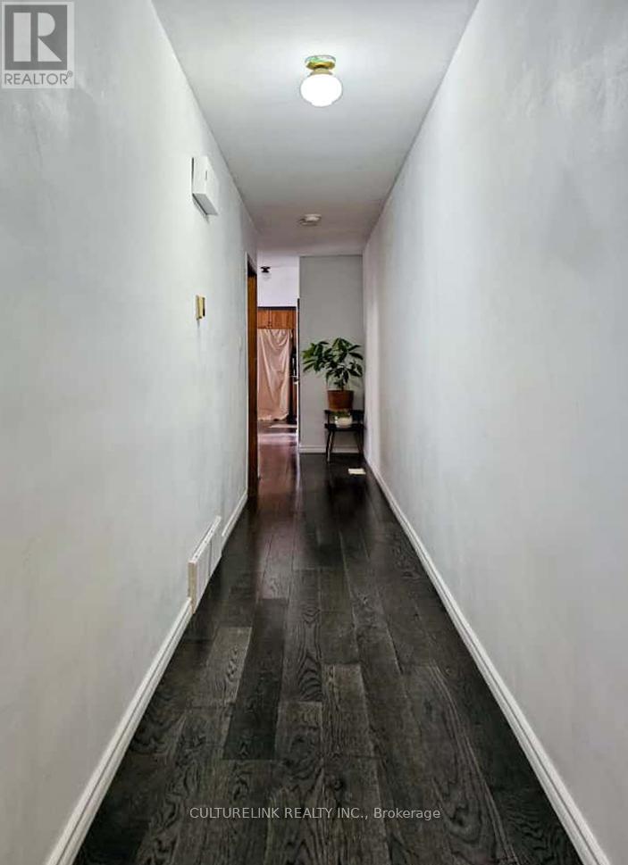 52 Palmerston Avenue, Toronto, Ontario M6J 2J1 - Photo 19 - C12522508