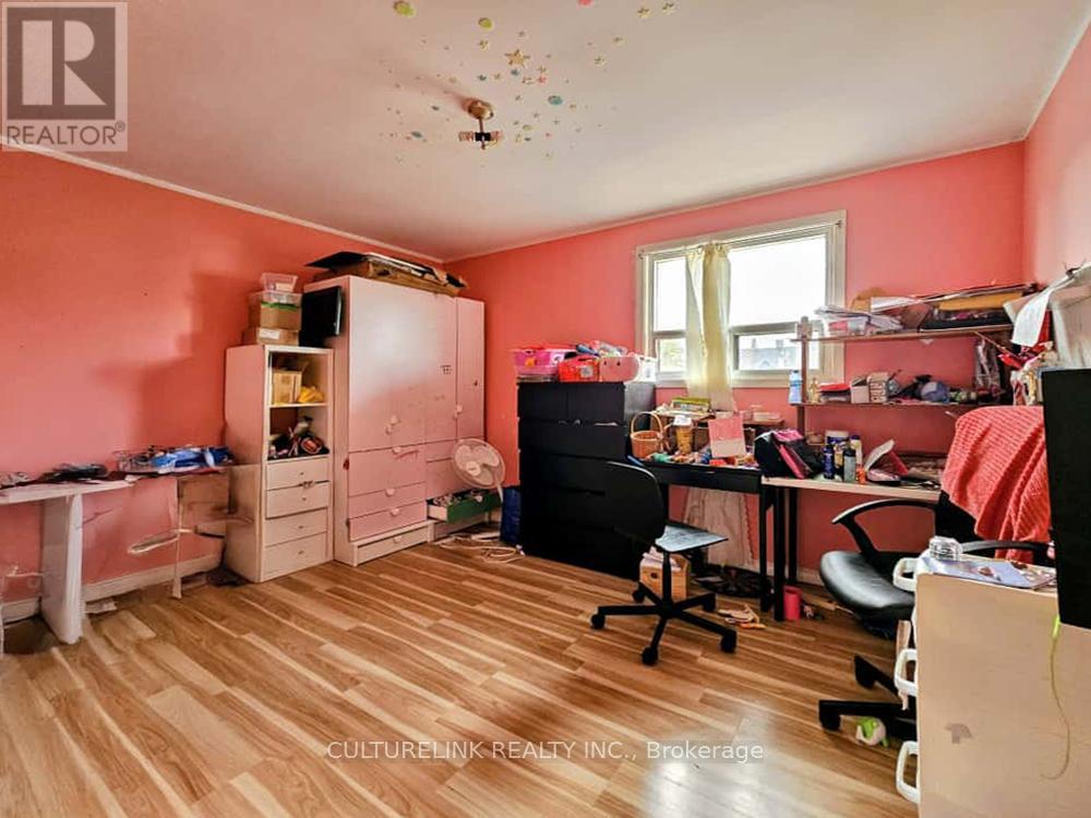 52 Palmerston Avenue, Toronto, Ontario M6J 2J1 - Photo 22 - C12522508