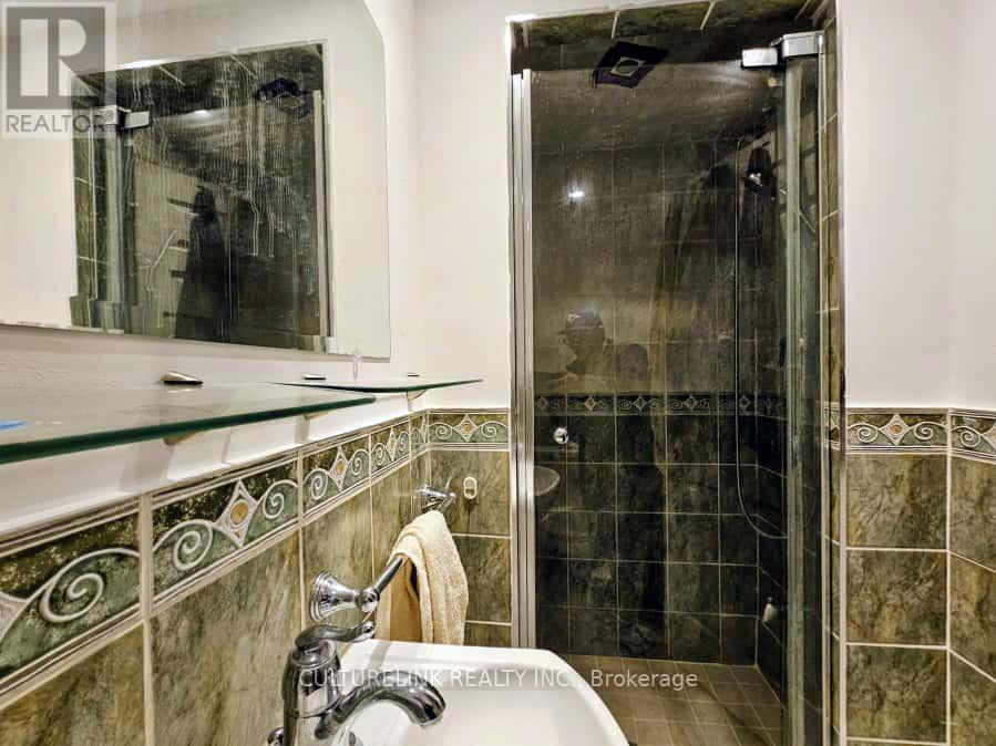 52 Palmerston Avenue, Toronto, Ontario M6J 2J1 - Photo 29 - C12522508