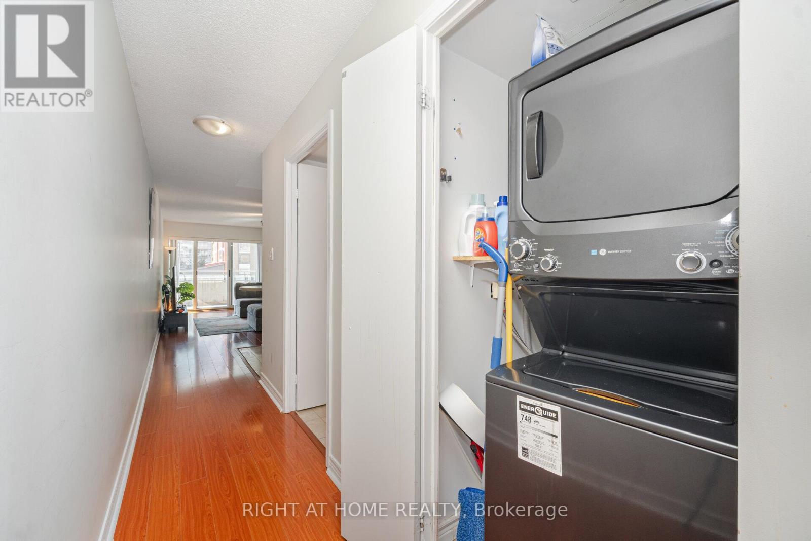 219 - 600 Queens Quay, Toronto, Ontario M5V 3M3 - Photo 20 - C12522622