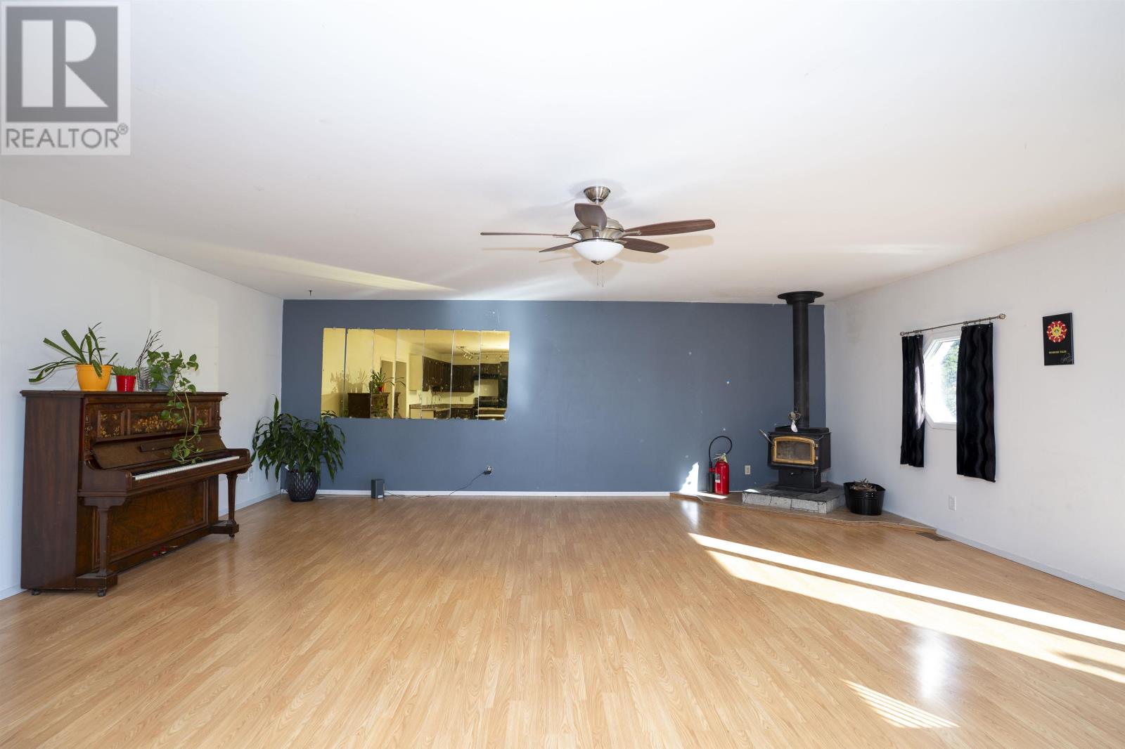 3633 Dawson Rd, Thunder Bay, Ontario  P7G 2G6 - Photo 4 - TB253369