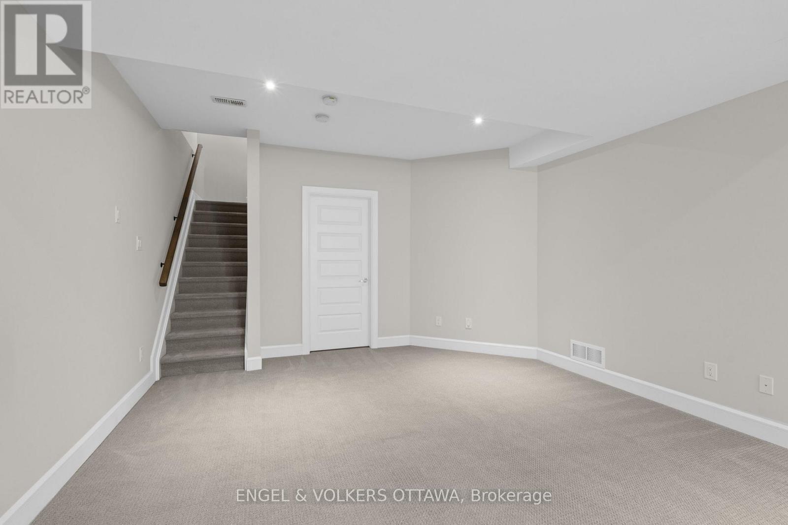 122 Helen Rapp Way, Ottawa, Ontario  K1T 0N4 - Photo 36 - X12522688