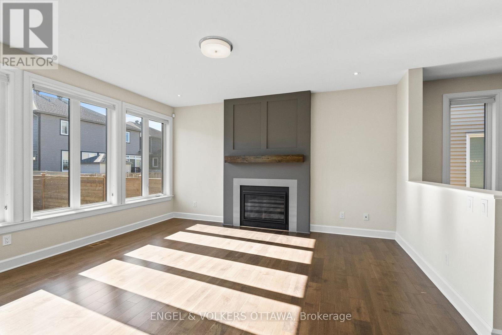 122 Helen Rapp Way, Ottawa, Ontario  K1T 0N4 - Photo 9 - X12522688