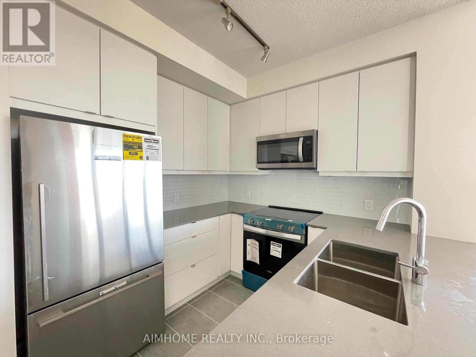 2004 - 3260 Sheppard Avenue E, Toronto, Ontario  M1T 0B5 - Photo 2 - E12522386