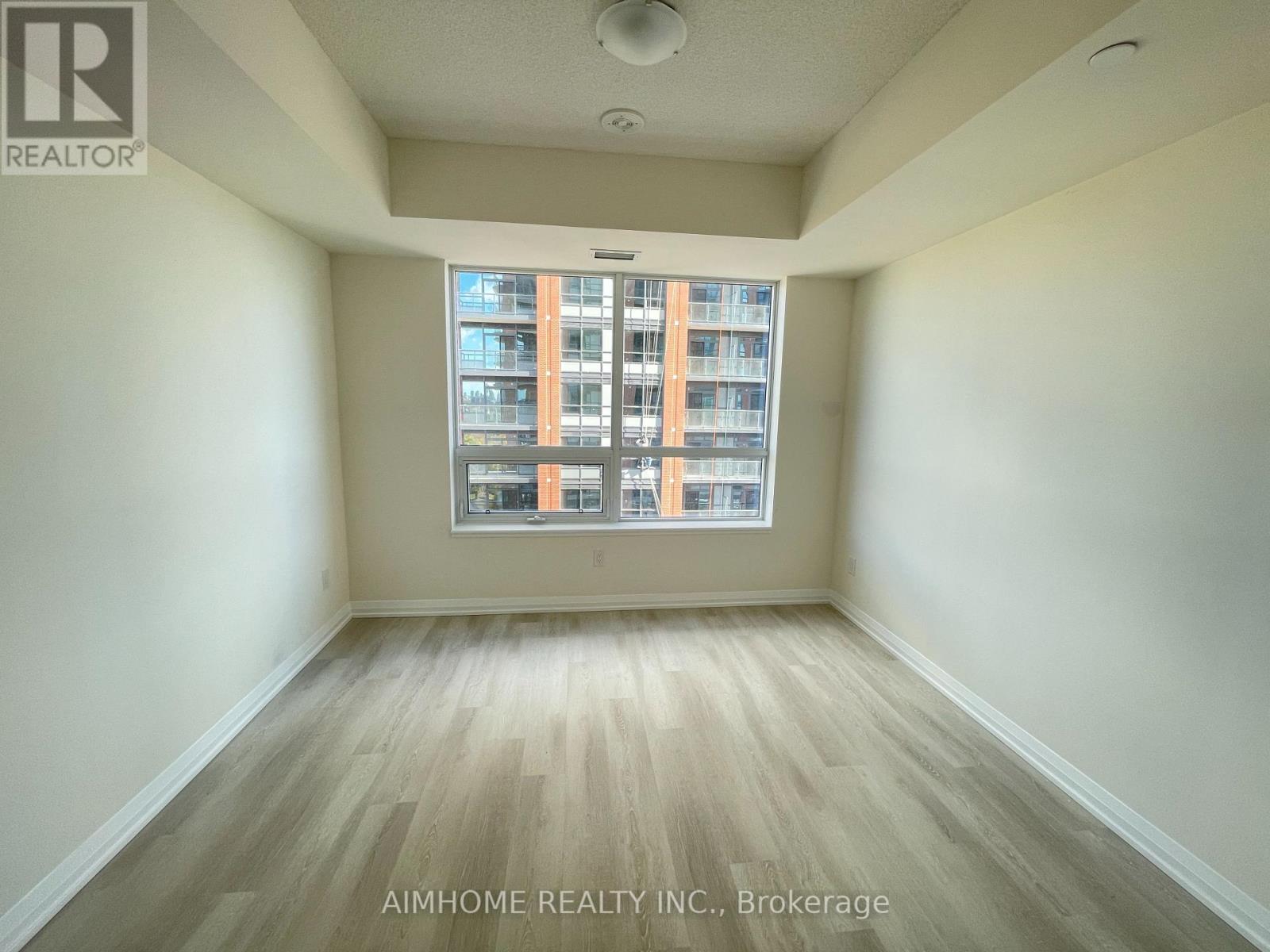 2004 - 3260 Sheppard Avenue E, Toronto, Ontario  M1T 0B5 - Photo 5 - E12522386